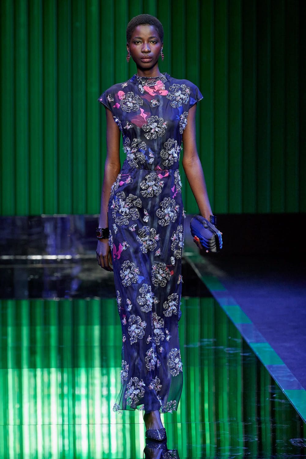 Giorgio Armani 2022 秋冬系列2023 米兰 Runway 杂志
