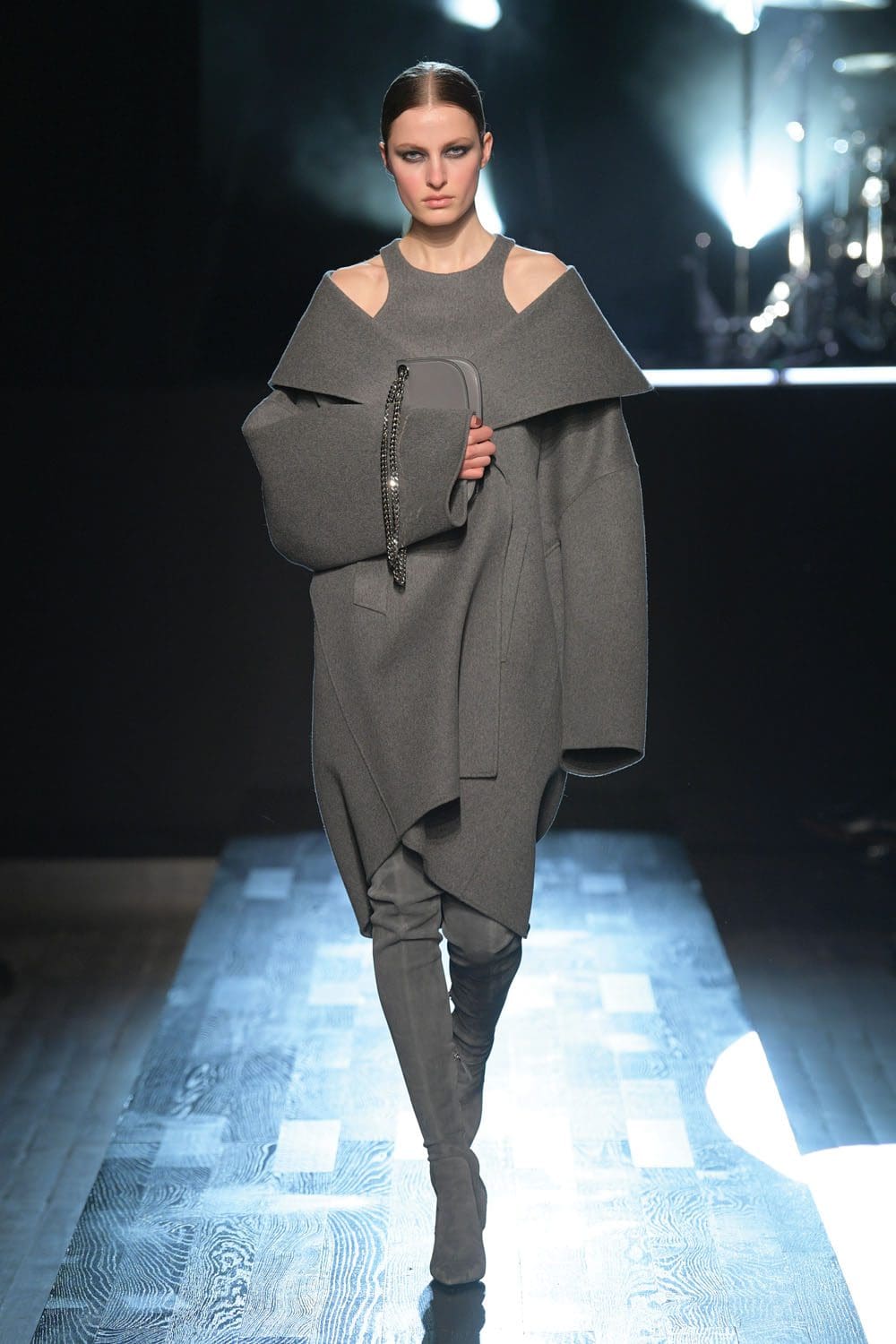 Michael Kors Fall Winter 2022-2023 New York by RUNWAY MAGAZINE