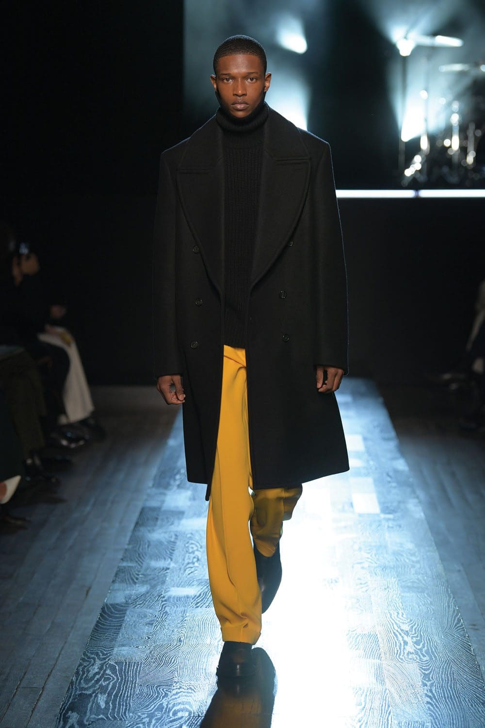 Michael Kors Fall Winter 2022-2023 New York by RUNWAY MAGAZINE