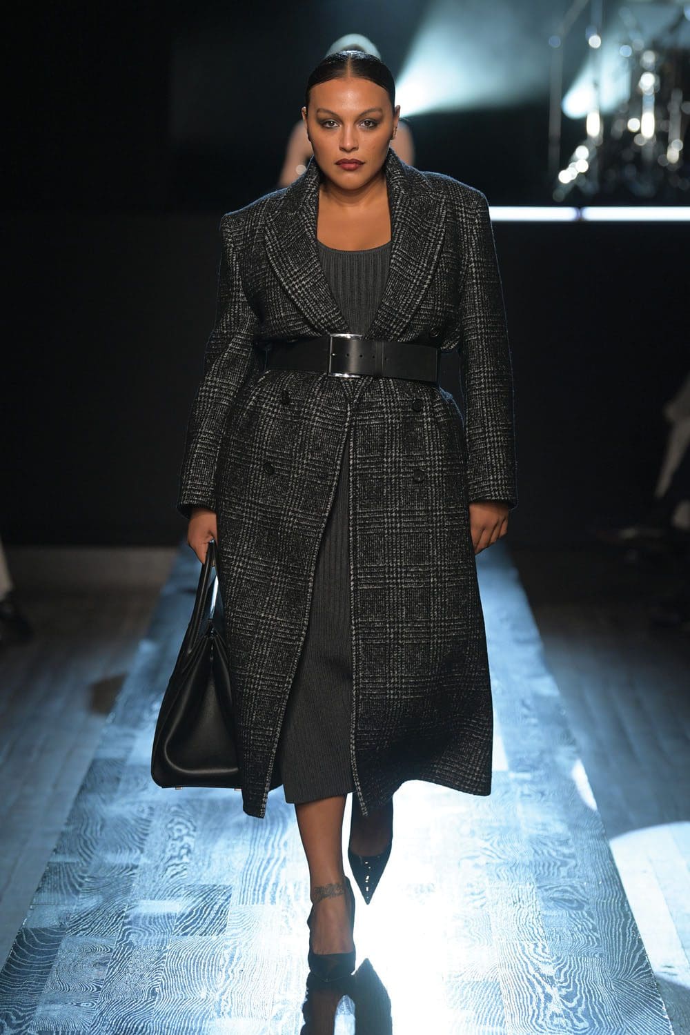 Michael Kors Fall Winter 2022-2023 New York by RUNWAY MAGAZINE
