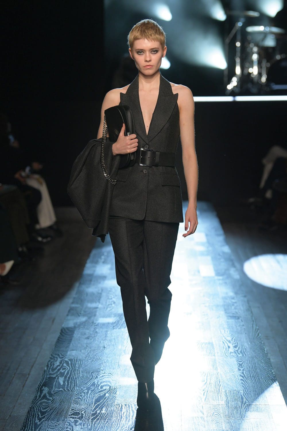 Michael Kors Fall Winter 2022-2023 New York by RUNWAY MAGAZINE