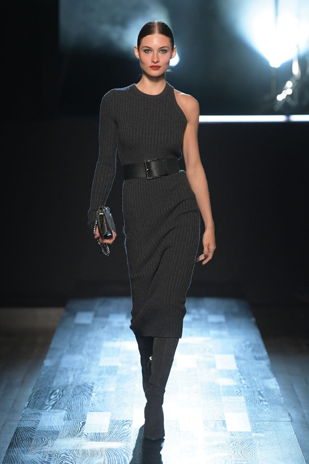 Michael Kors Fall Winter 2022-2023 New York by RUNWAY MAGAZINE