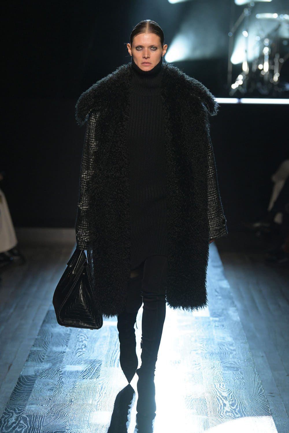 Michael Kors Fall Winter 2022-2023 New York by RUNWAY MAGAZINE