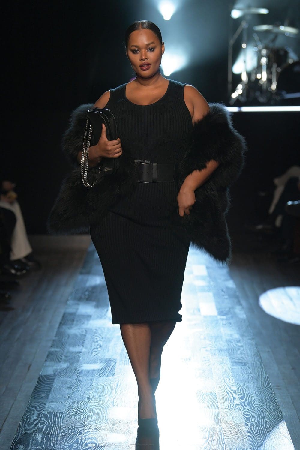 Michael Kors Fall Winter 2022-2023 New York by RUNWAY MAGAZINE