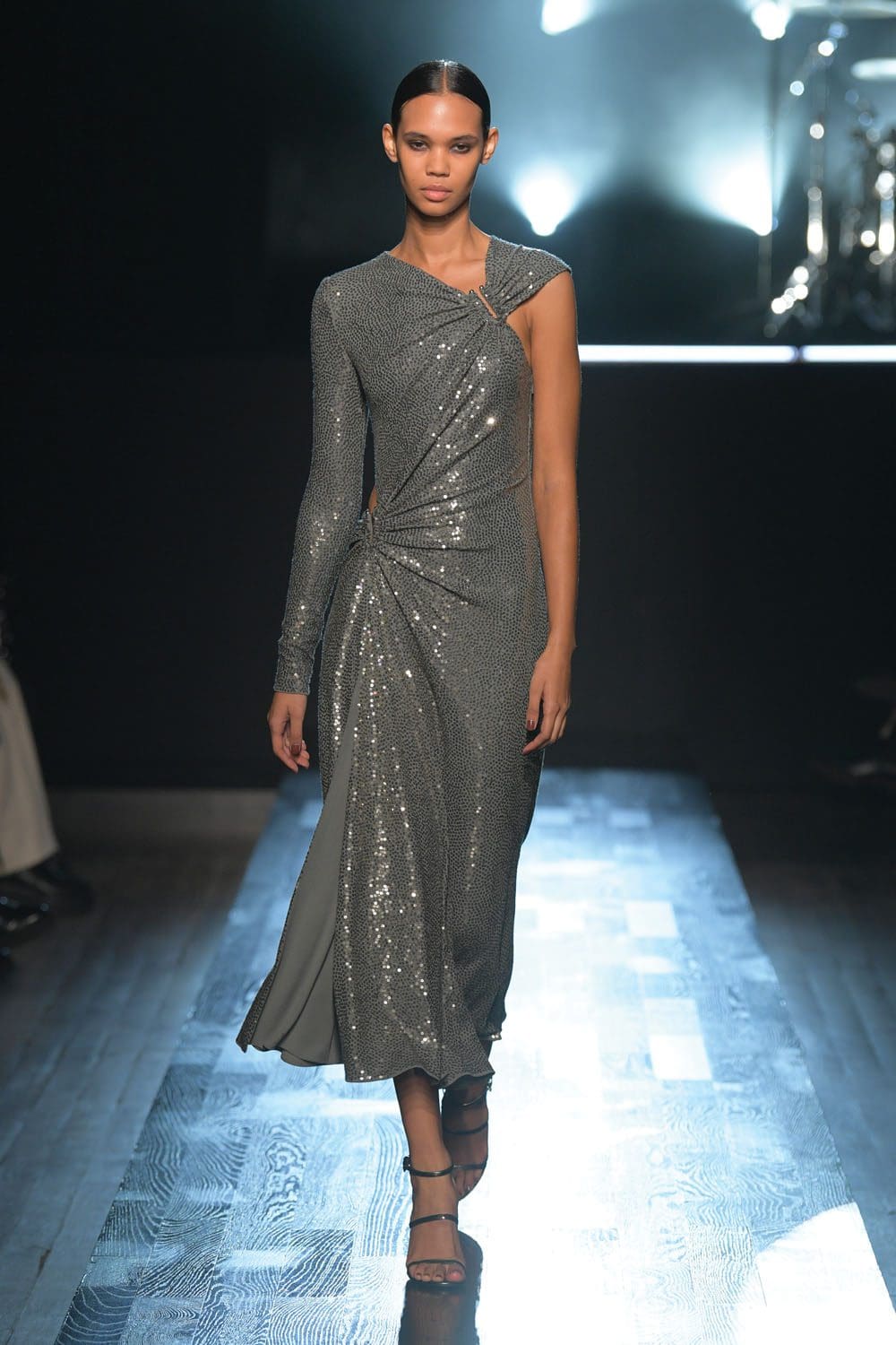 Michael Kors Fall Winter 2022-2023 New York by RUNWAY MAGAZINE