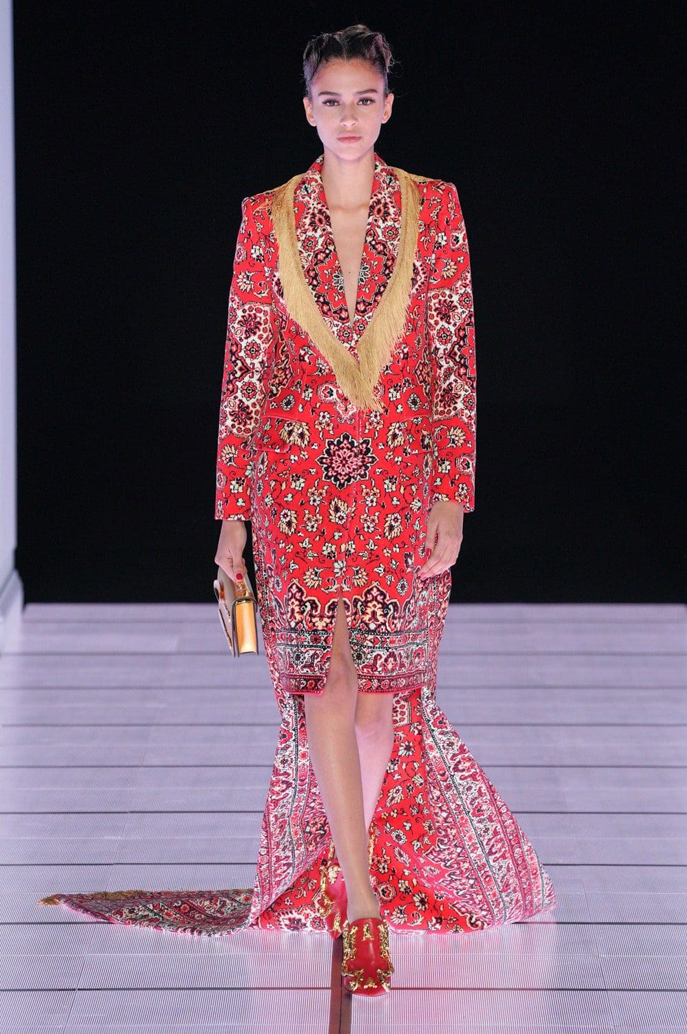Moschino outono inverno 2022-2023 Milan Runway revista