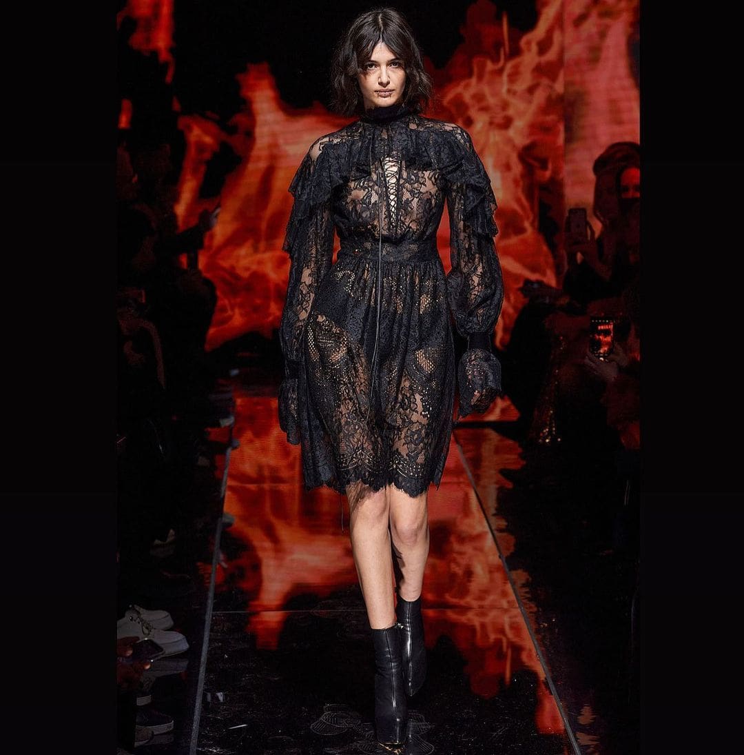 Philipp Plein Fall Winter 2022-2023 Milan Runway Magazine