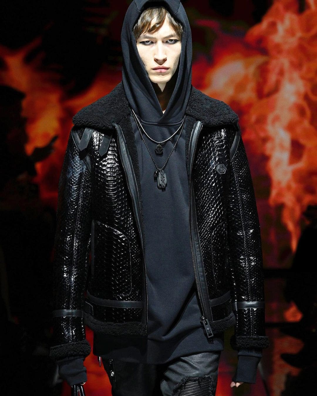 Philipp Plein Fall Winter 2022-2023 Milan Runway Magazine