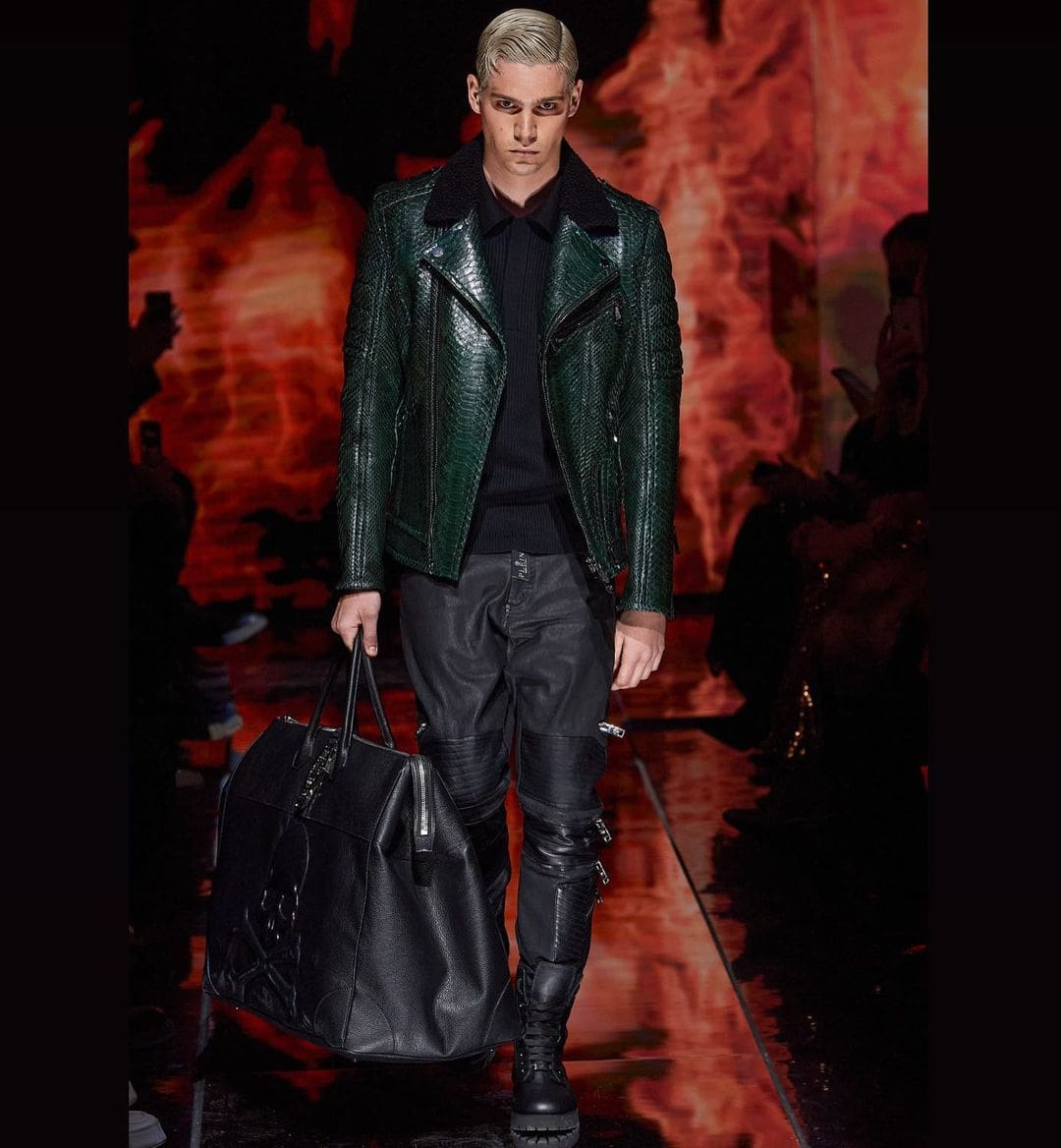 Philipp Plein Fall Winter 2022-2023 Milan Runway Magazine