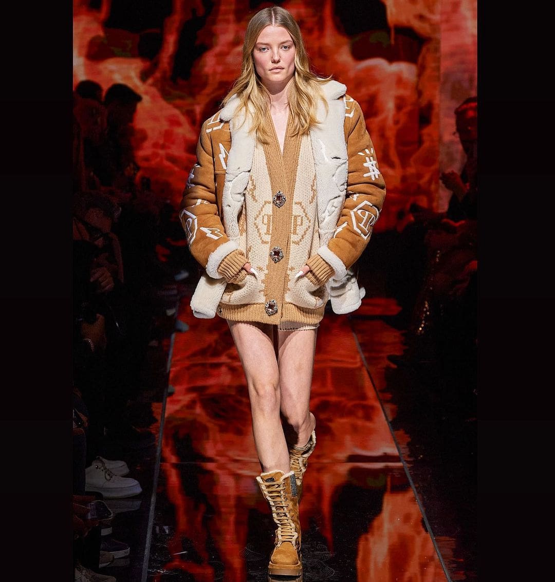 Philipp Plein Fall Winter 2022-2023 Milan Runway Magazine