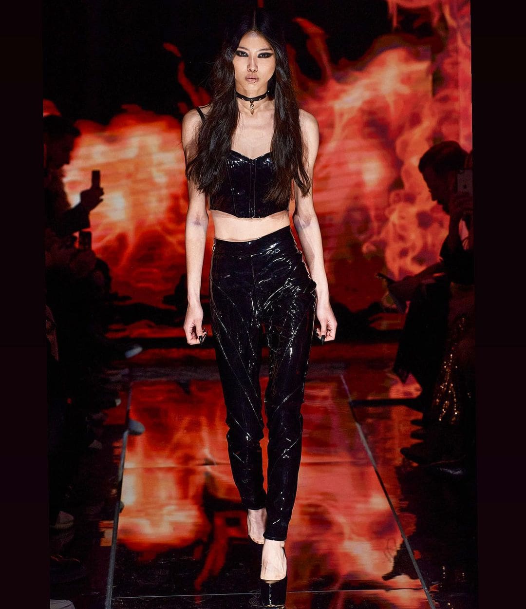 Philipp Plein Fall Winter 2022-2023 Milan Runway Magazine