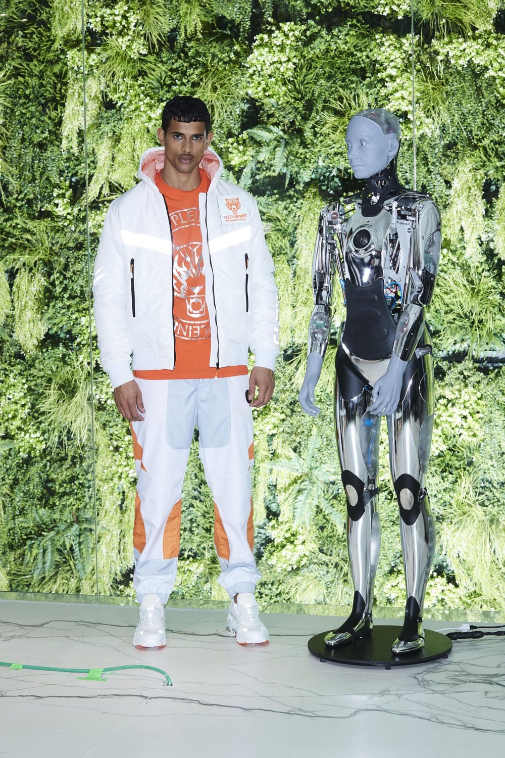 Plein Sport Herbst 2022 erste Kollektion Mailand Runway Magazin