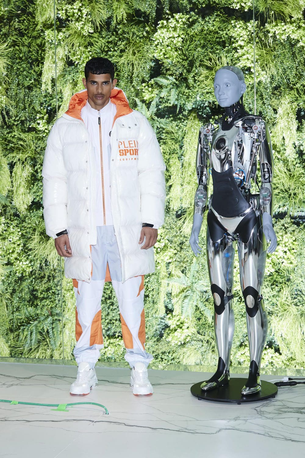 Plein Sport Herbst 2022 erste Kollektion Mailand Runway Magazin
