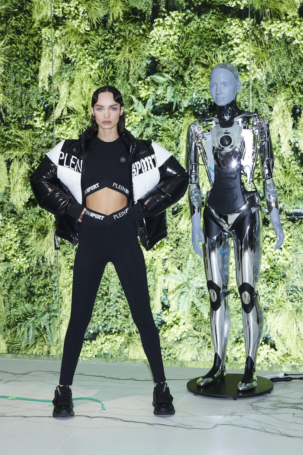 Plein Sport Herbst 2022 erste Kollektion Mailand Runway Magazin