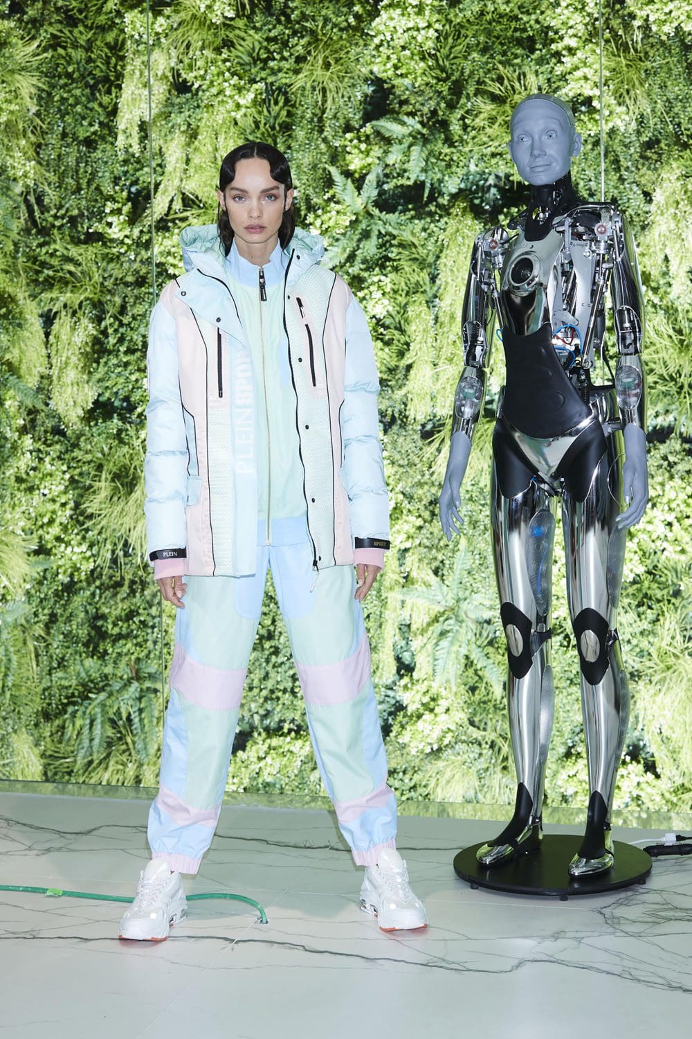 Plein Sport Herbst 2022 erste Kollektion Mailand Runway Magazin