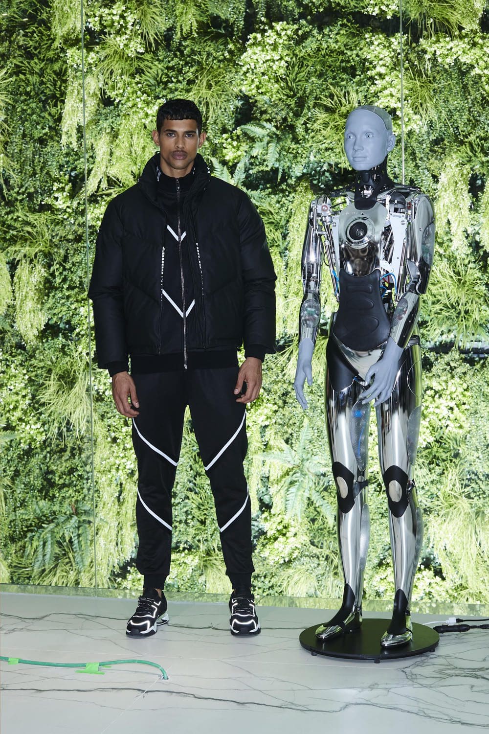 Plein Sport Herbst 2022 erste Kollektion Mailand Runway Magazin