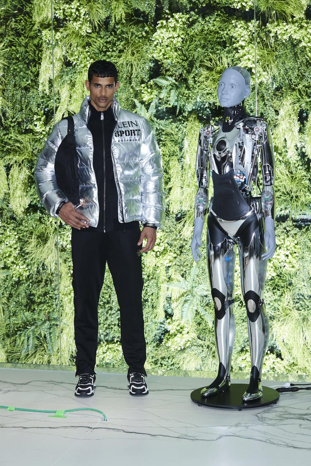 Plein Sport Herbst 2022 erste Kollektion Mailand Runway Magazin