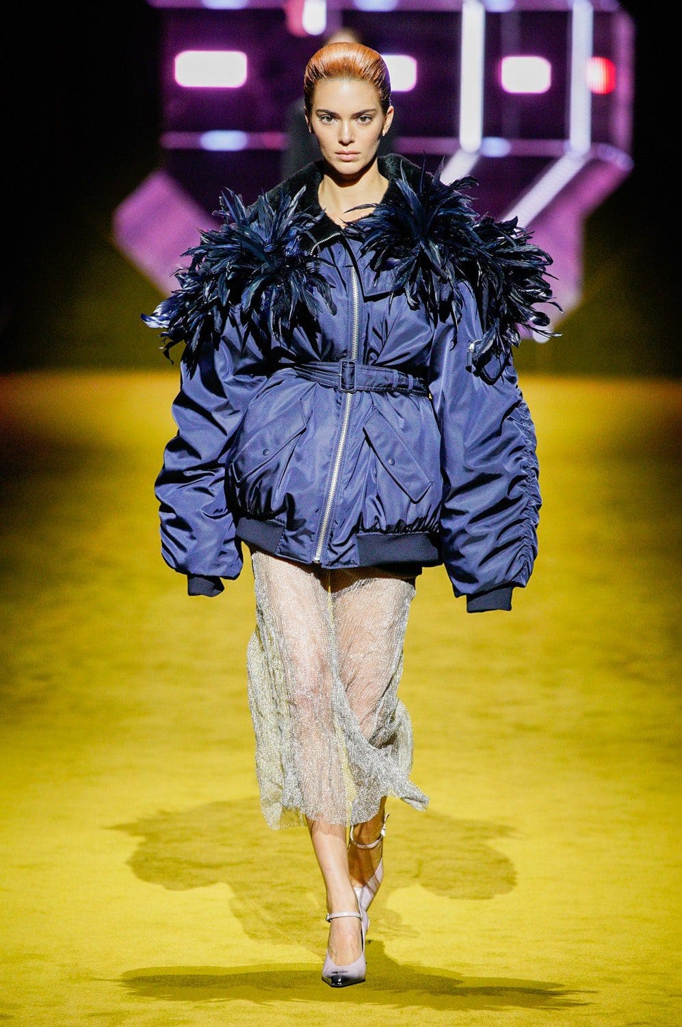 Prada Herbst Winter 2022-2023 Milan Runway Magazin