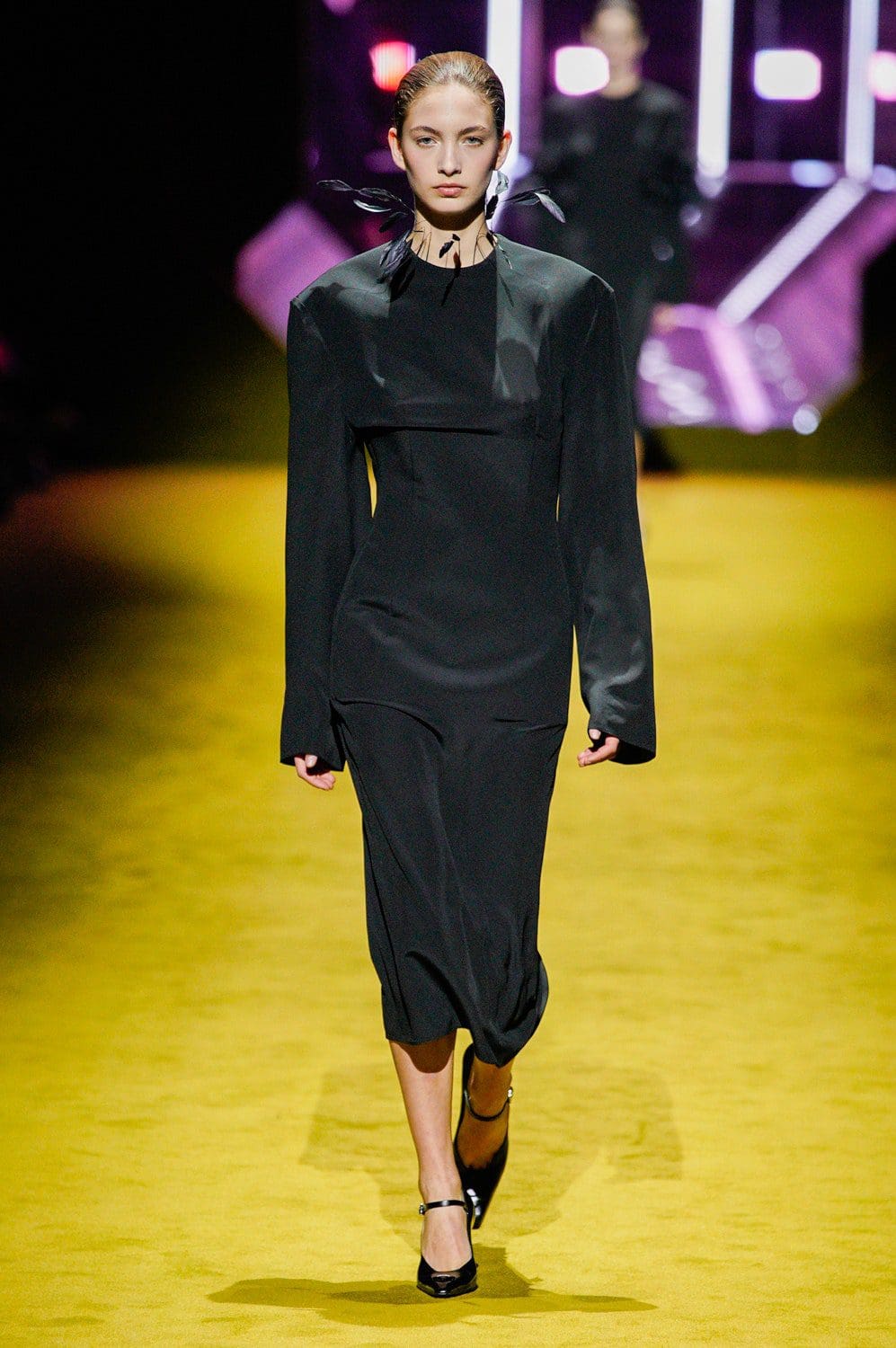Prada Herbst Winter 2022-2023 Milan Runway Magazin