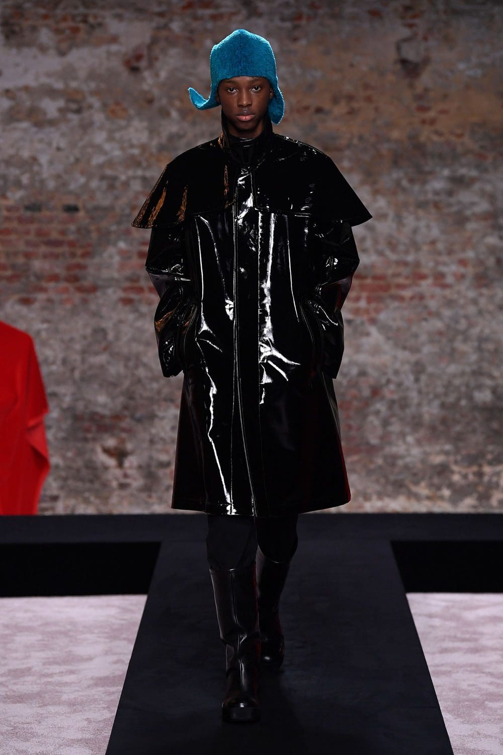 ラフ・シモンズ 2022年秋冬-2023 ロンドン RUNWAY マガジン