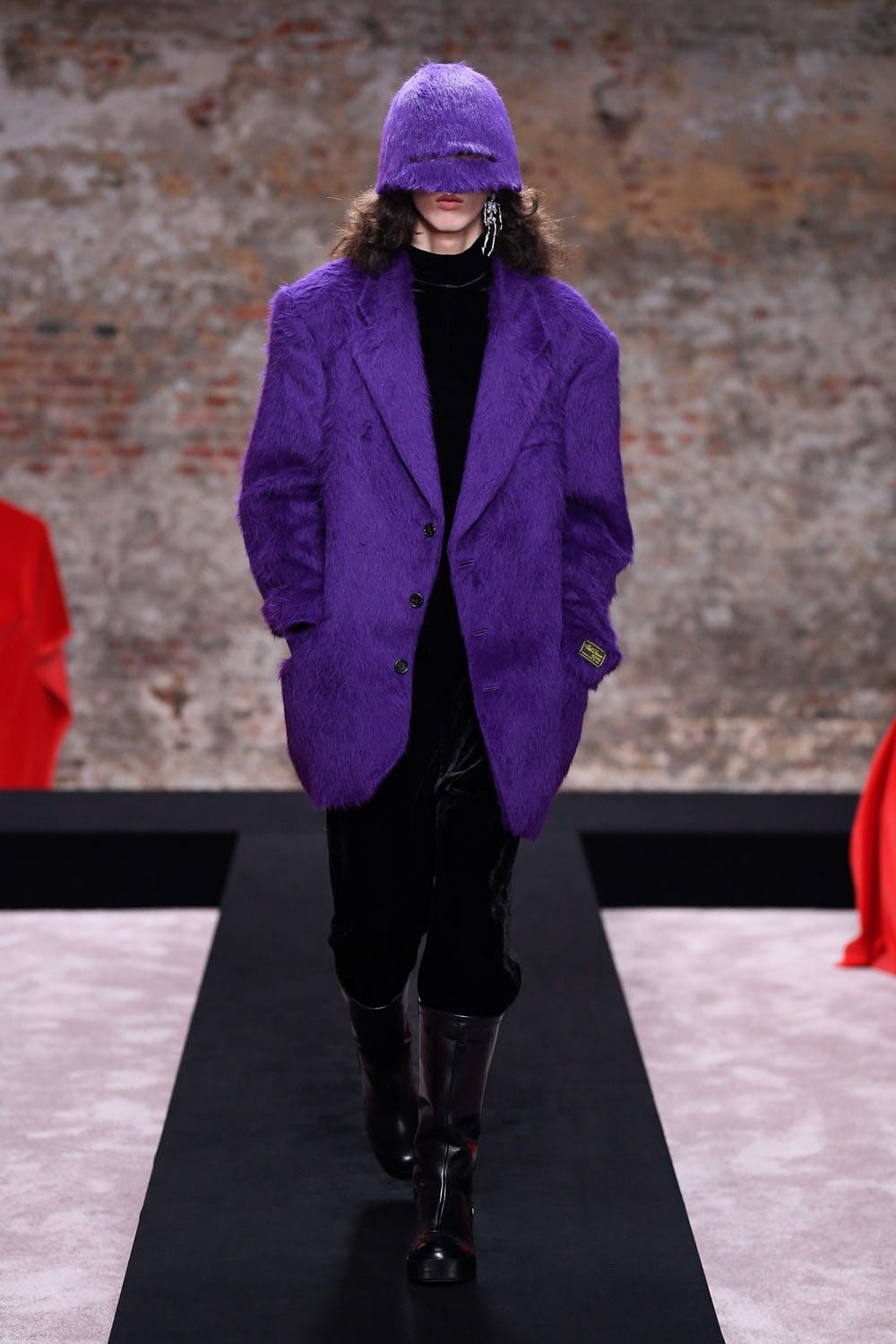 ラフ・シモンズ 2022年秋冬-2023 ロンドン RUNWAY マガジン