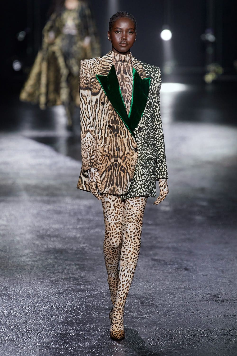 Roberto Cavalli Herbst Winter 2022-2023 Milan Runway Magazin