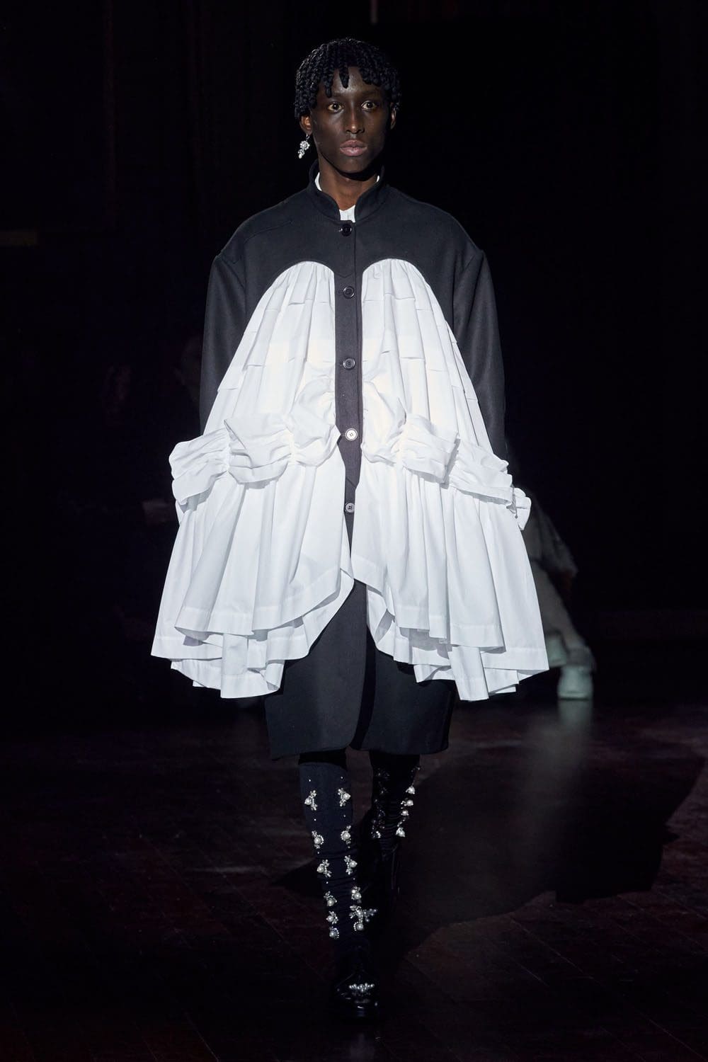 Simone Rocha Autunno Inverno 2022-2023 Londra RUNWAY MAGAZINE