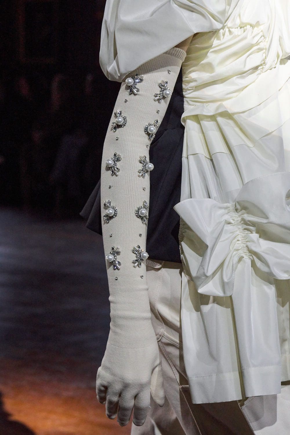 Simone Rocha Autunno Inverno 2022-2023 Londra RUNWAY MAGAZINE