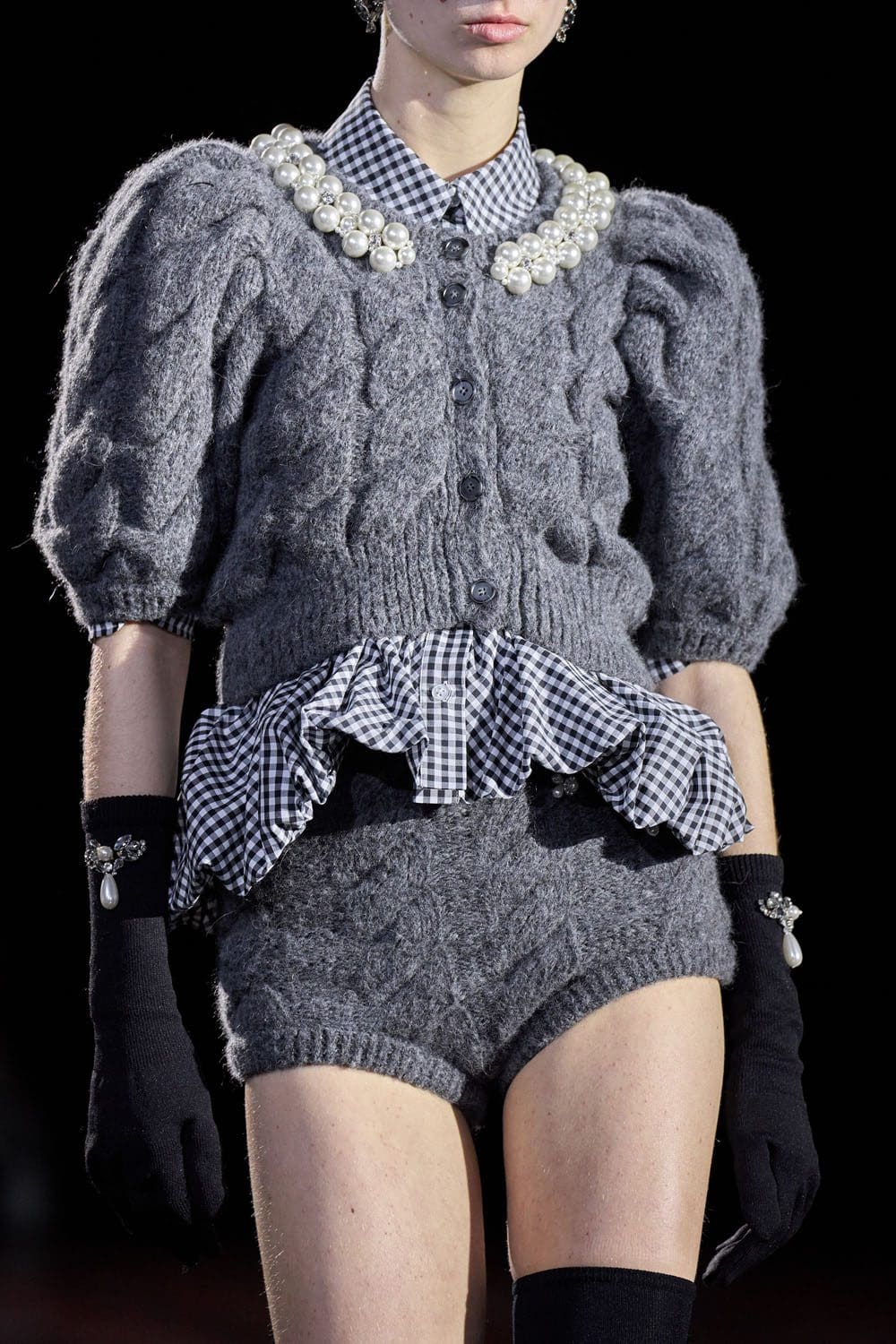 Simone Rocha Autunno Inverno 2022-2023 Londra RUNWAY MAGAZINE