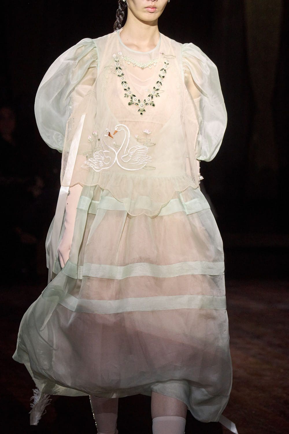 Simone Rocha Autunno Inverno 2022-2023 Londra RUNWAY MAGAZINE