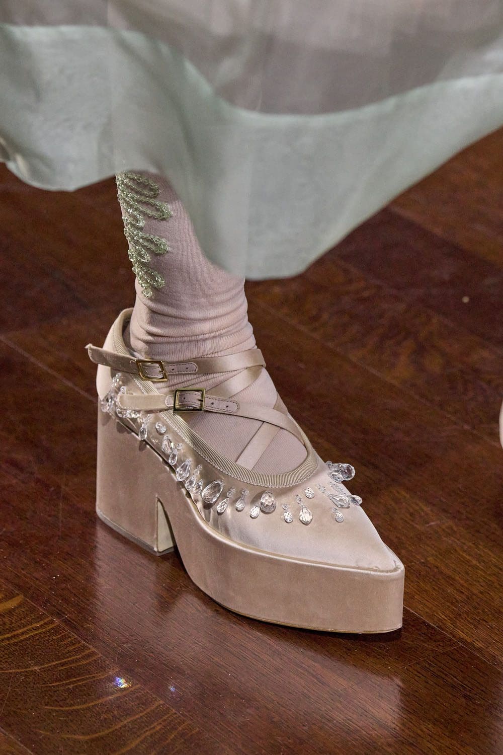 Simone Rocha Autunno Inverno 2022-2023 Londra RUNWAY MAGAZINE
