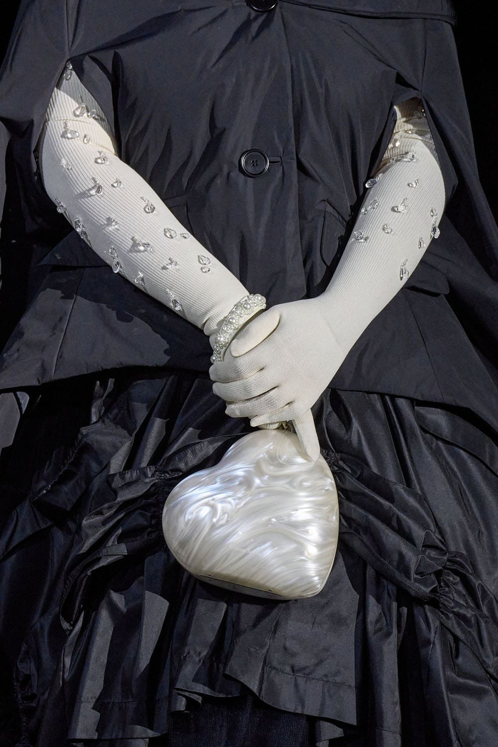 Simone Rocha Autunno Inverno 2022-2023 Londra RUNWAY MAGAZINE