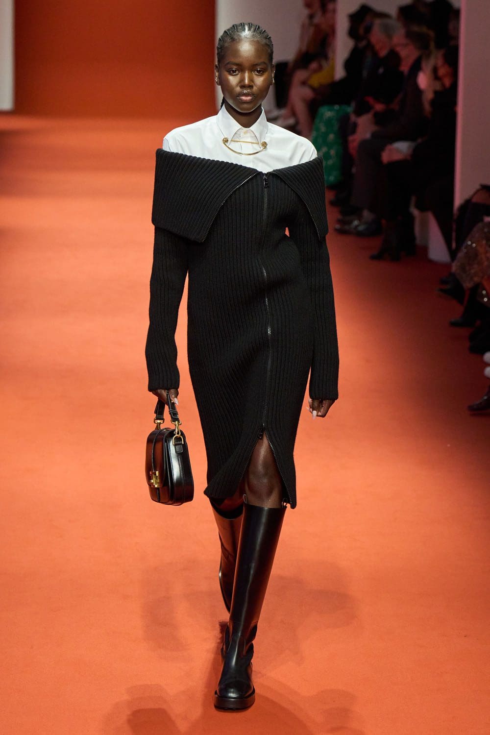 Tod’s Fall Winter 2022-2023 Milan Runway Magazine