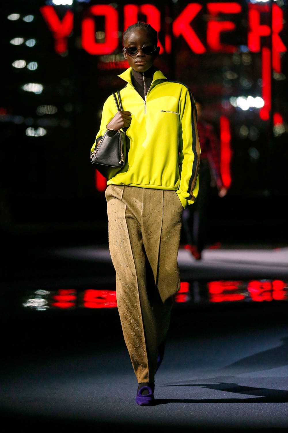 Tory Burch Fall Winter 2022-2023 by RUNWAY MAGAZINE