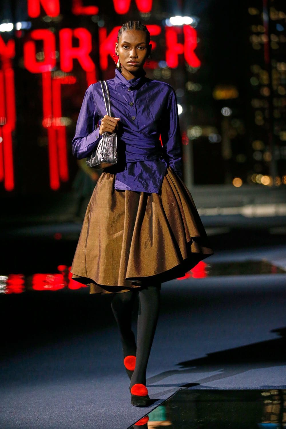 Tory Burch Fall Winter 2022-2023 by RUNWAY MAGAZINE