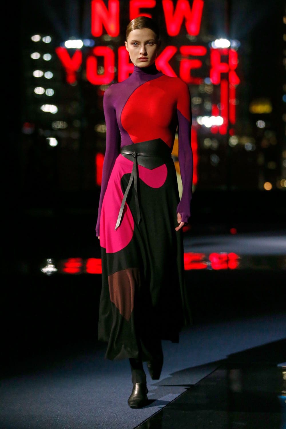 Tory Burch Fall Winter 2022-2023 by RUNWAY MAGAZINE
