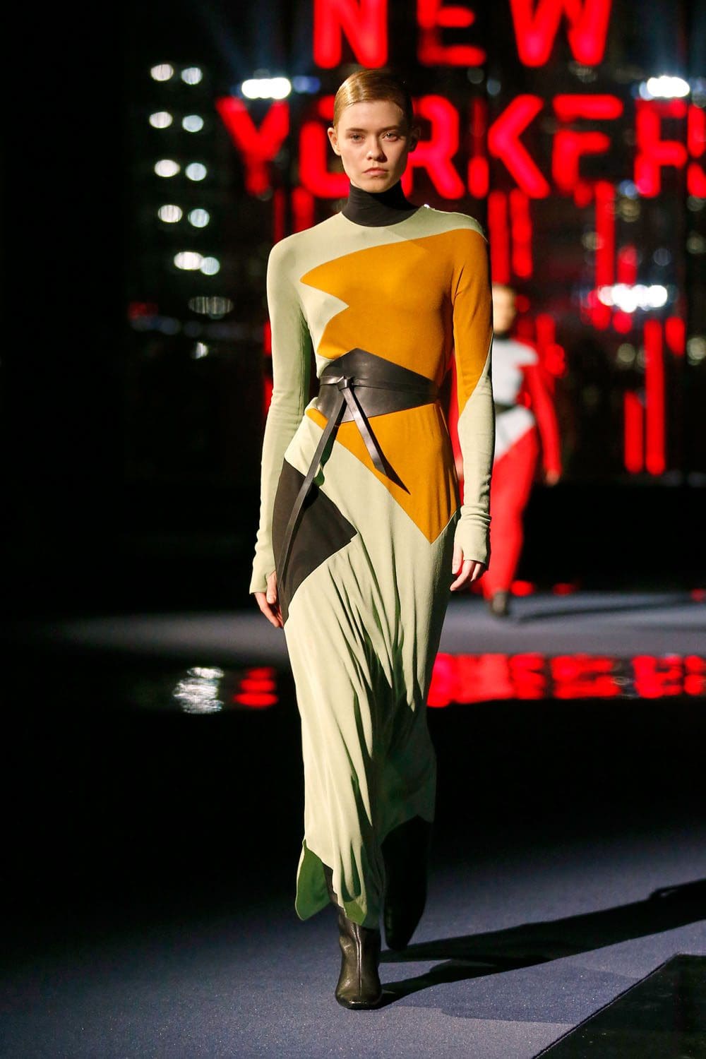 Tory Burch Fall Winter 2022-2023 by RUNWAY MAGAZINE