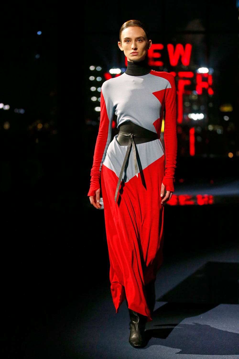 Tory Burch Fall Winter 2022-2023 by RUNWAY MAGAZINE