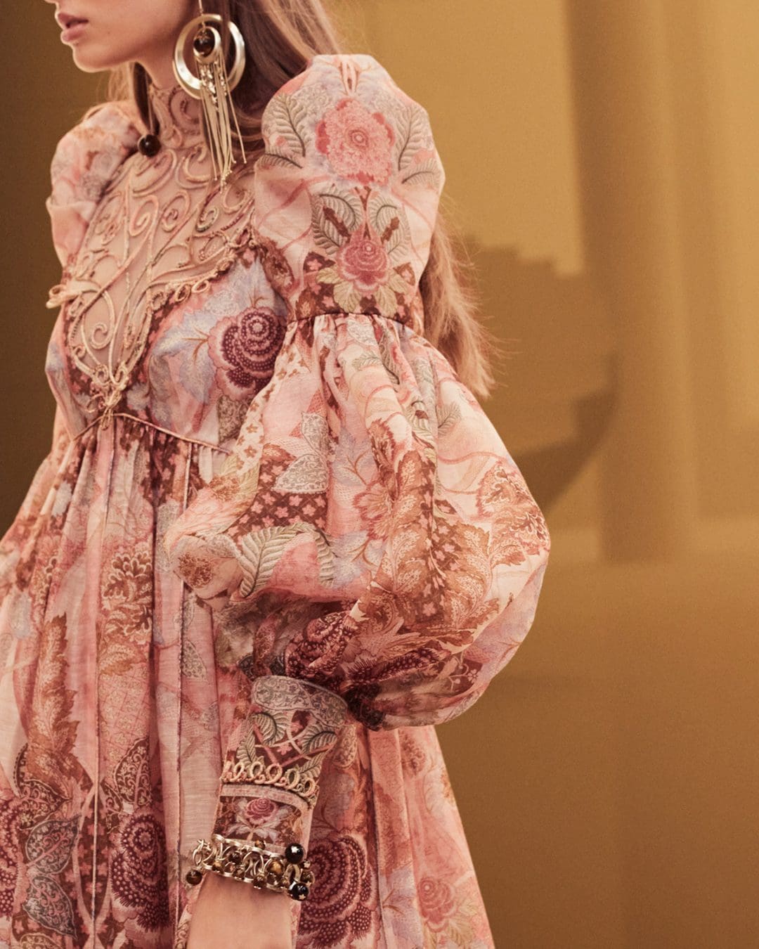 Zimmermann Fall Winter 2022-2023 Details Close Up by RUNWAY MAGAZINE