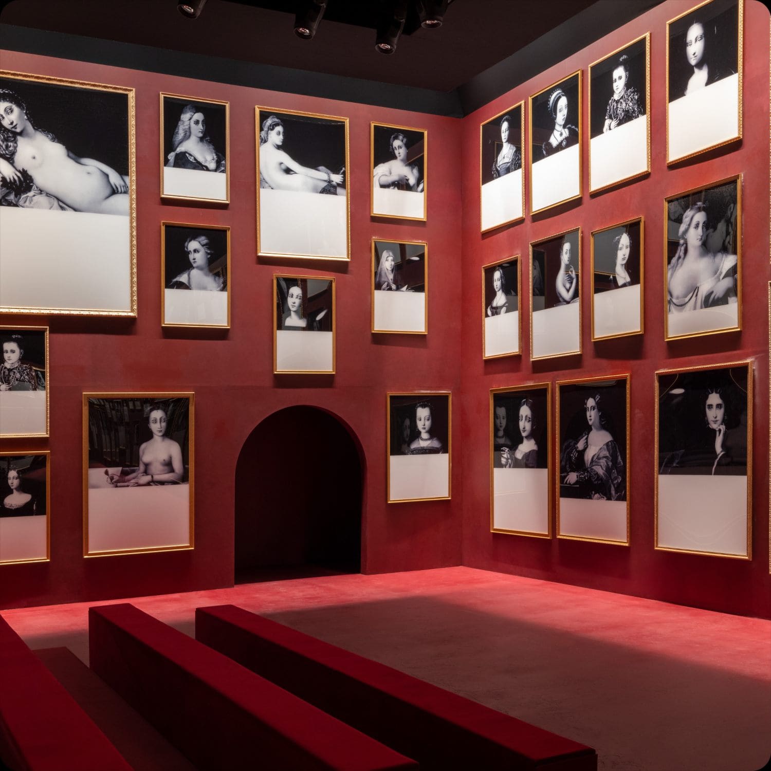 Dior design set for Fall Winter 2022-2023 Paris Runway Magazine
