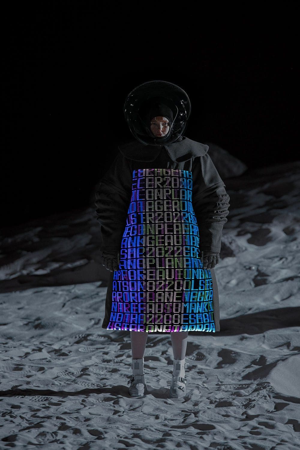 Anrealage Automne Hiver 2022-2023 Paris Runway Magazine