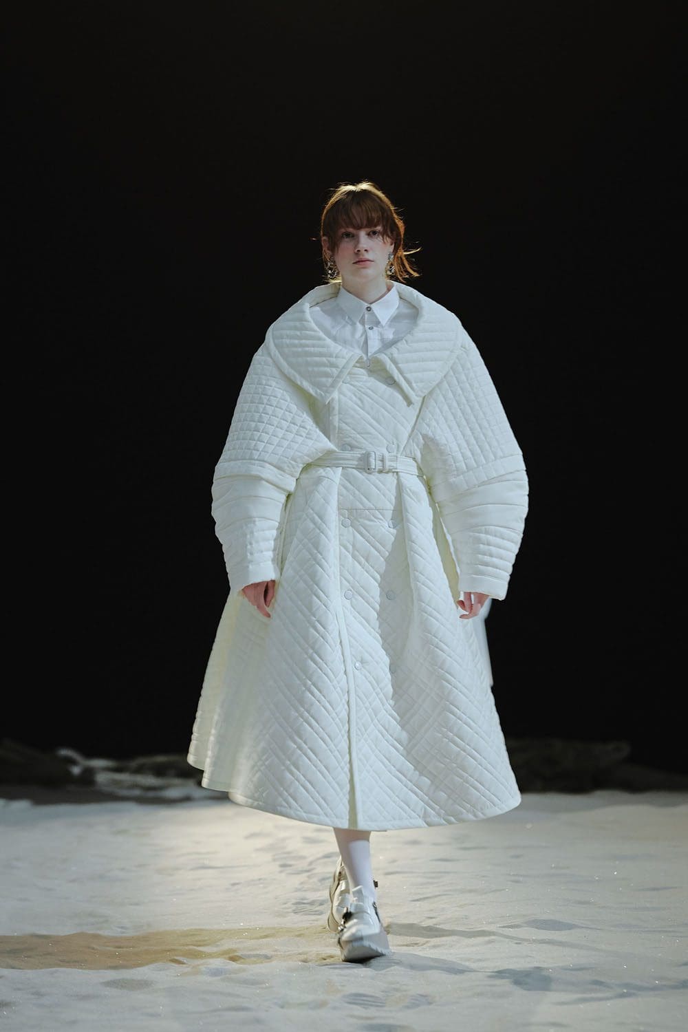 Anrealage Automne Hiver 2022-2023 Paris Runway Magazine