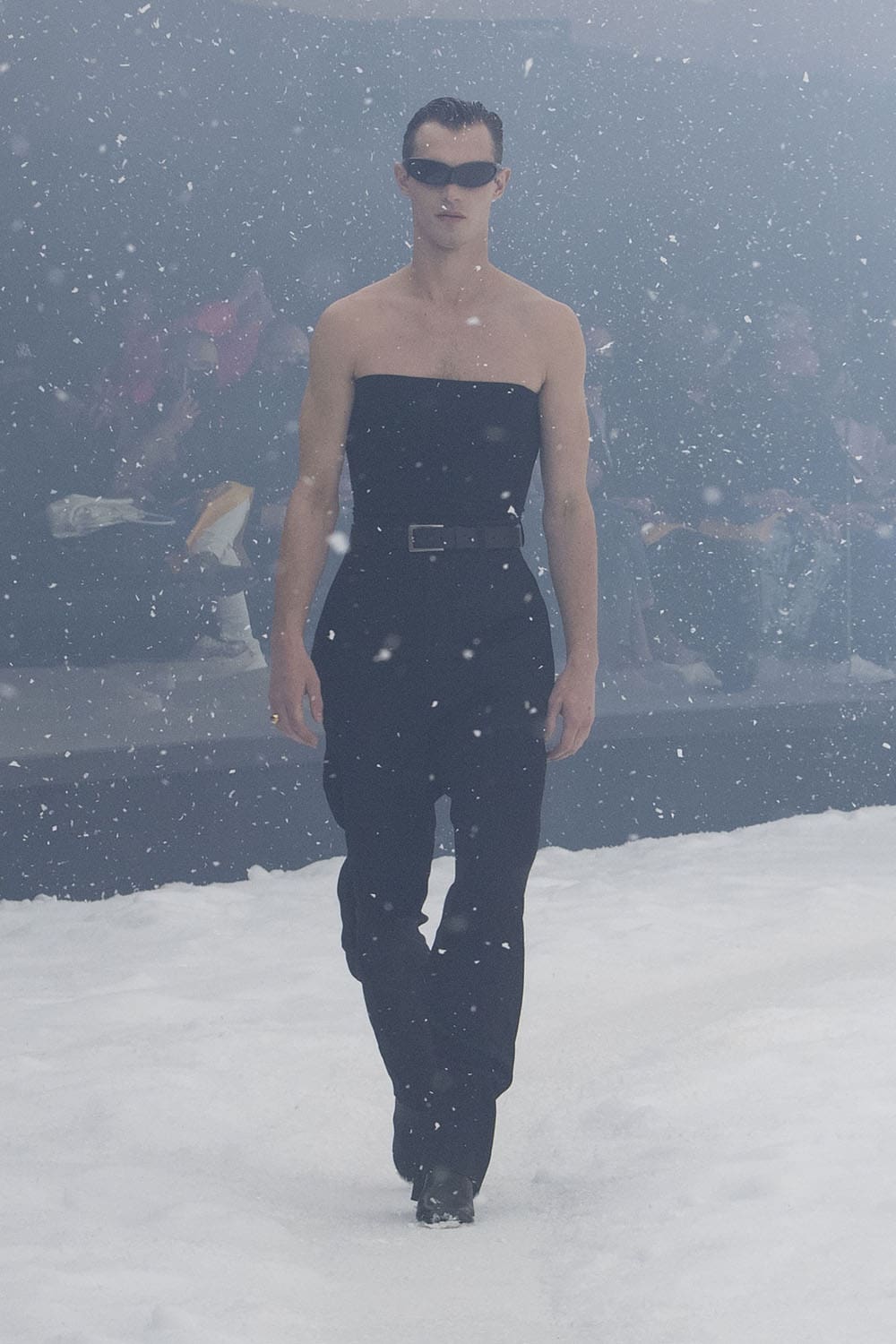 Balenciaga Fall Winter 2022-2023 Paris Runway Magazine