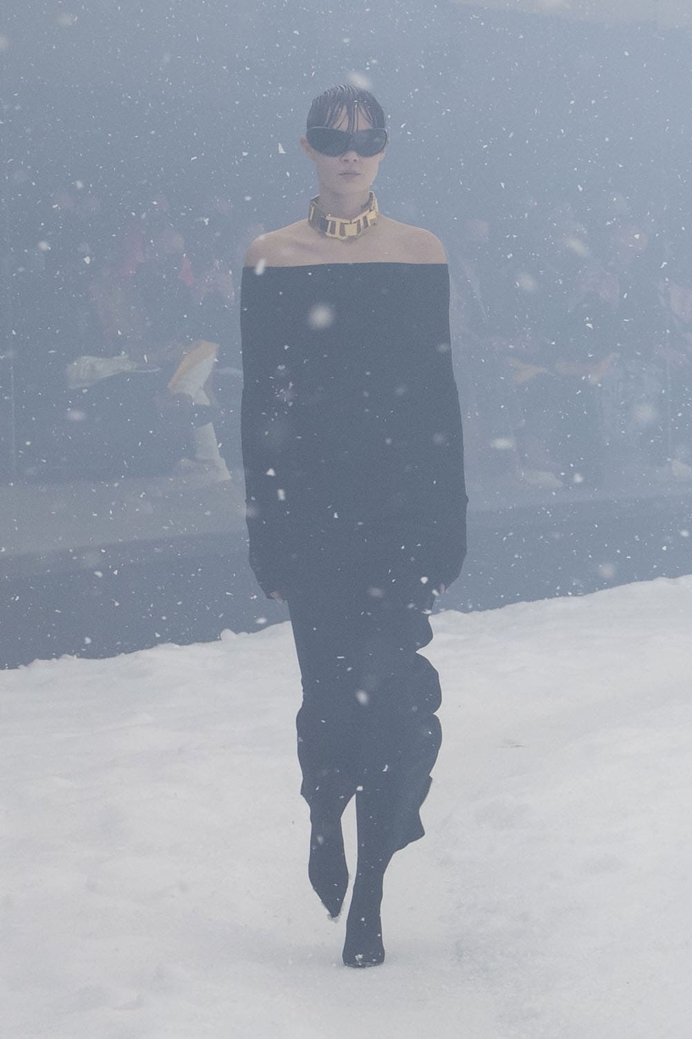 Balenciaga Fall Winter 2022-2023 Paris Runway Magazine