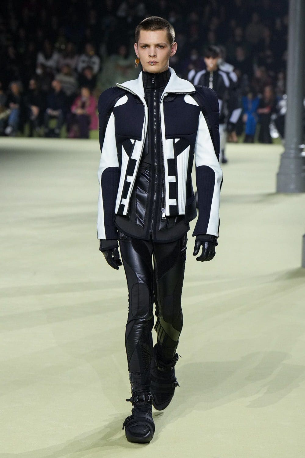 Balmain 2022 秋冬系列-2023 巴黎 Runway 杂志