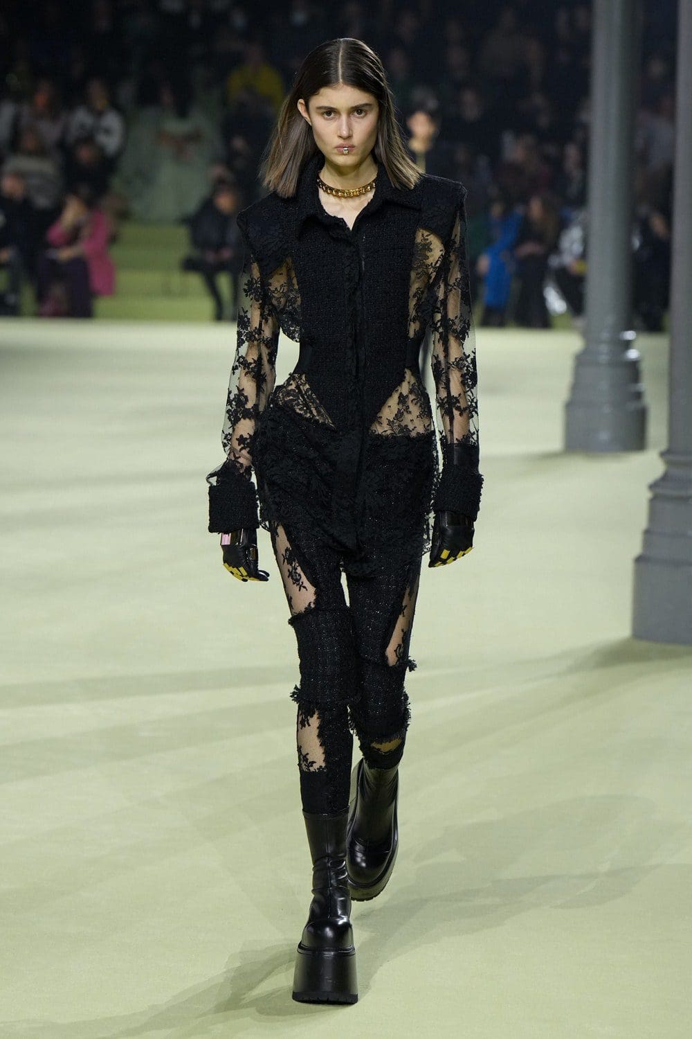 Balmain 2022 秋冬系列-2023 巴黎 Runway 杂志