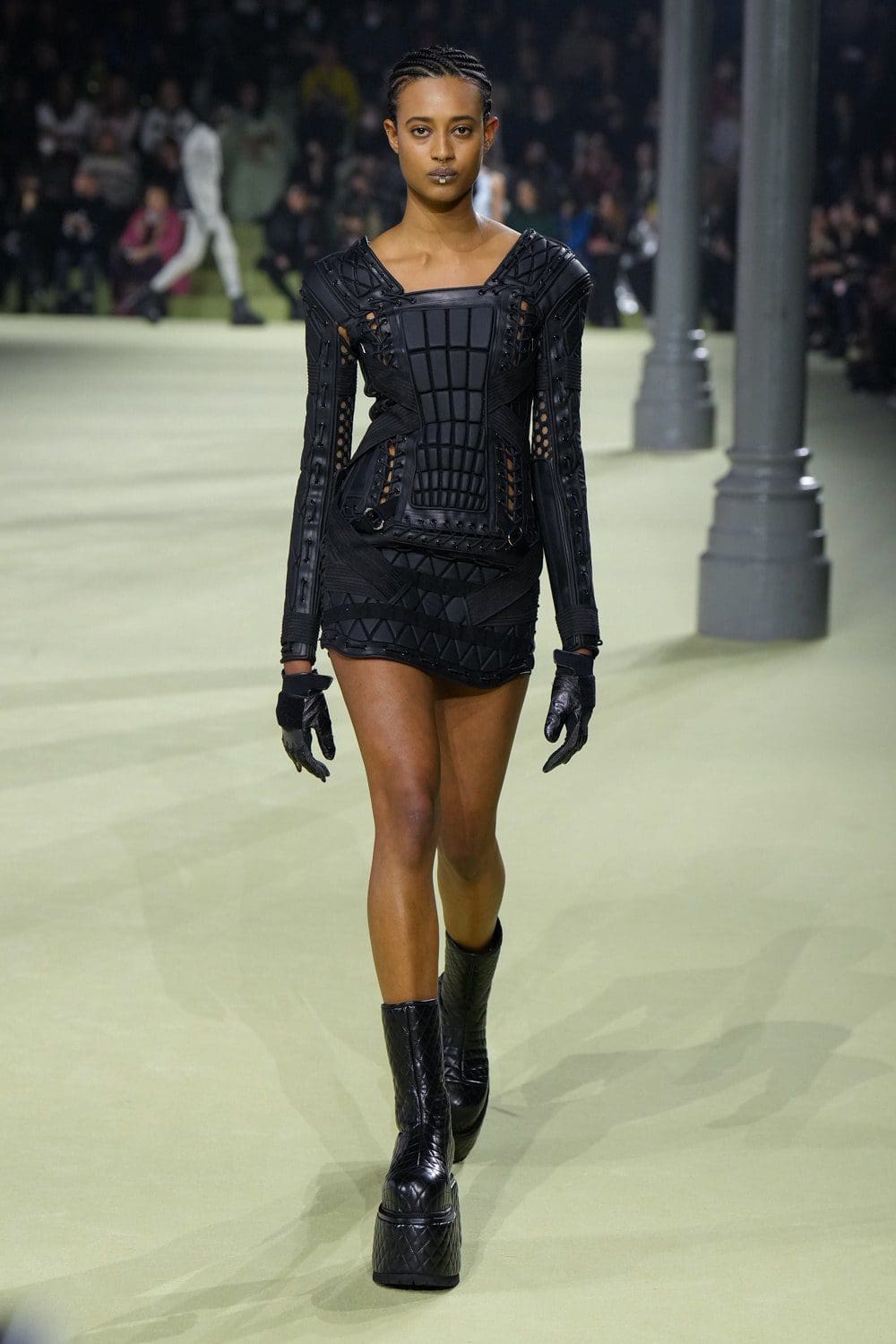 Balmain 2022 秋冬系列-2023 巴黎 Runway 杂志