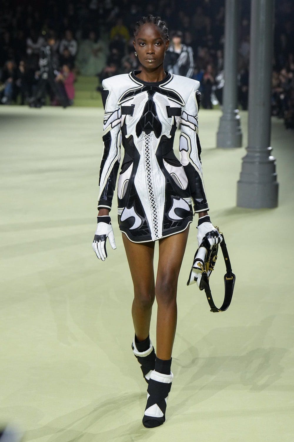 Balmain 2022 秋冬系列-2023 巴黎 Runway 杂志