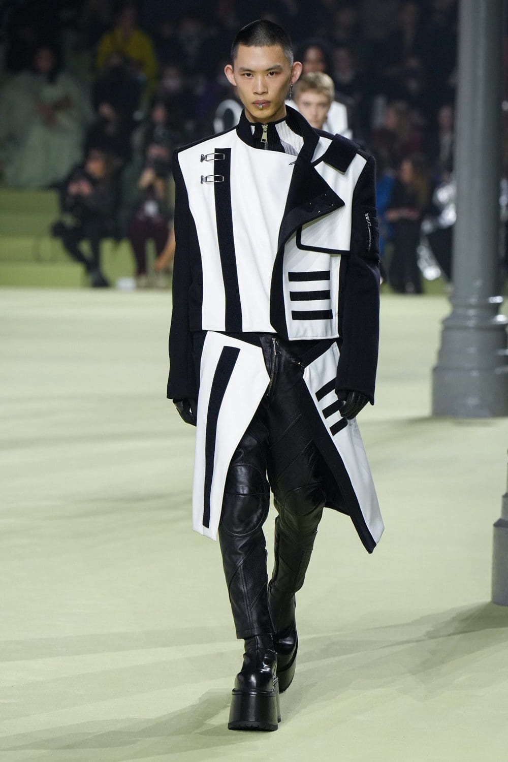 Balmain 2022 秋冬系列-2023 巴黎 Runway 杂志