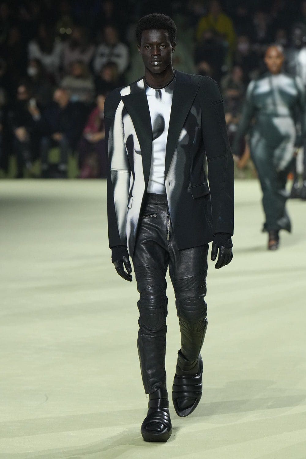 Balmain 2022 秋冬系列-2023 巴黎 Runway 杂志